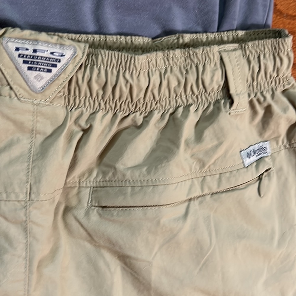 Columbia Performance Fishing Shorts - Picture 4 of 8